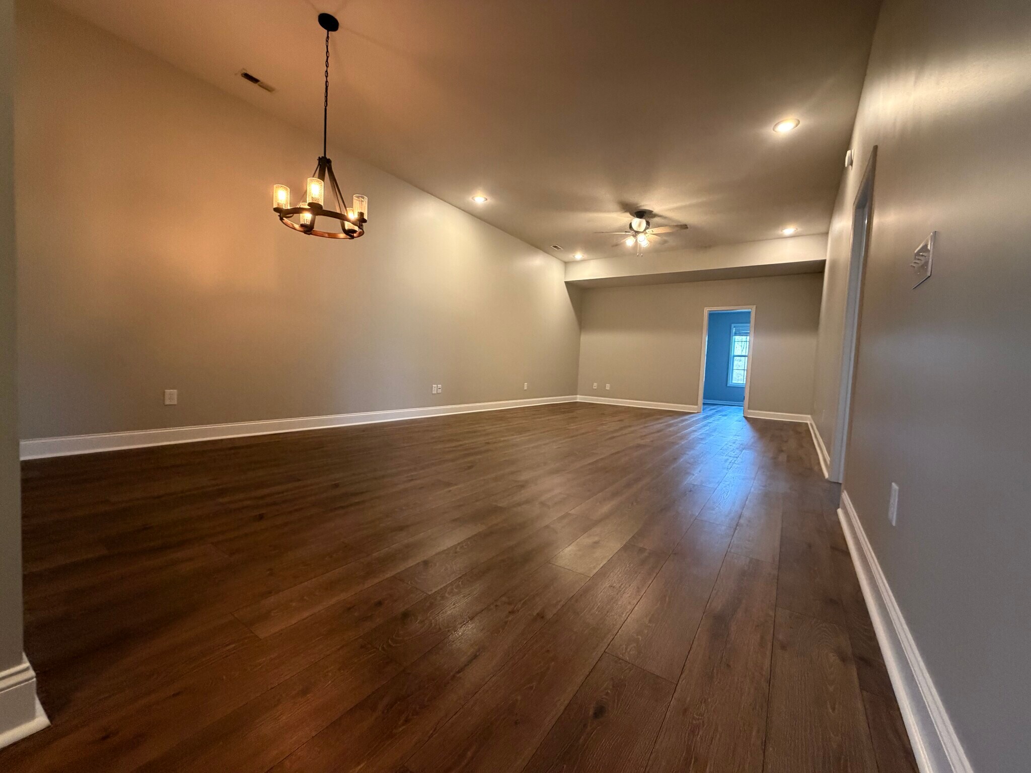 Building Photo - 452 Banyon Rd