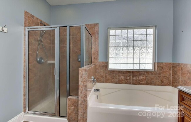 Building Photo - 13835 Cedar Pond Cir