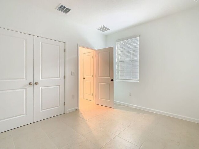 Building Photo - Brand New Luxury Town House in Island Village a Celebration, FL maintenance free community.