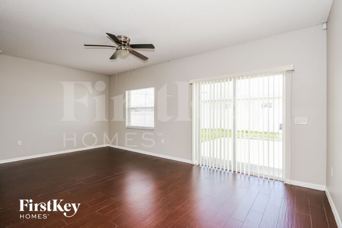 Building Photo - 958 Cumberland Dr