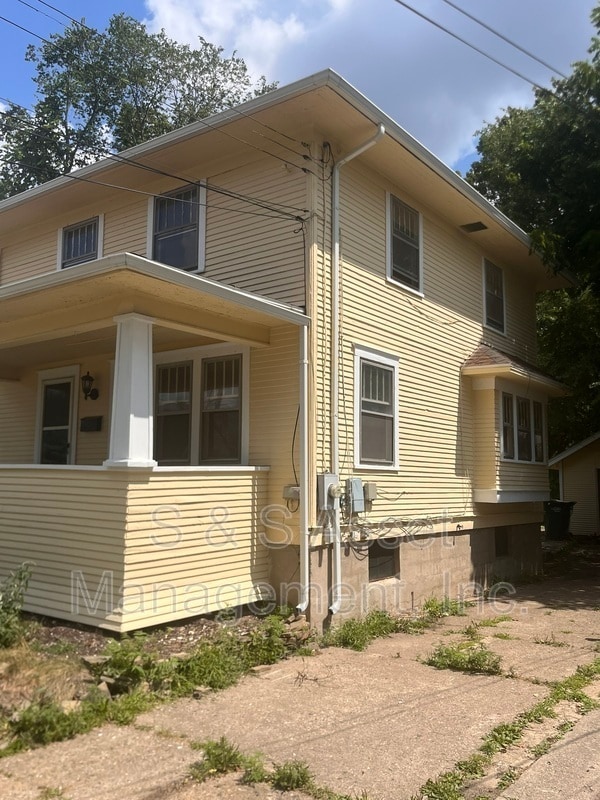 Building Photo - 1911 Ray St
