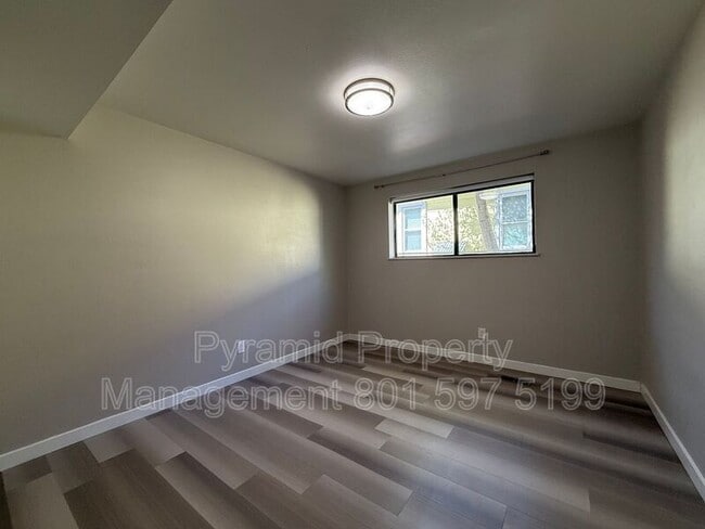 Building Photo - 670 E Coatsville Ave