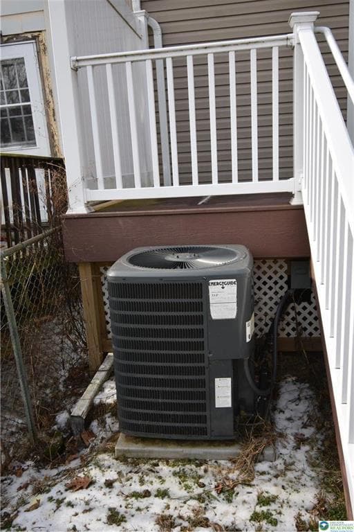 Building Photo - 329 N 9th St