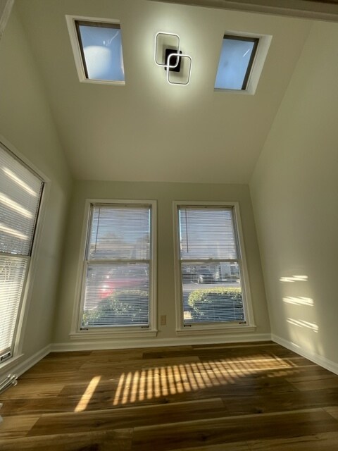 Building Photo - 1609 Homestead Trl