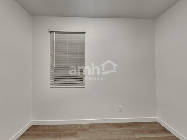 Building Photo - 12222 Thunder Creek Pky