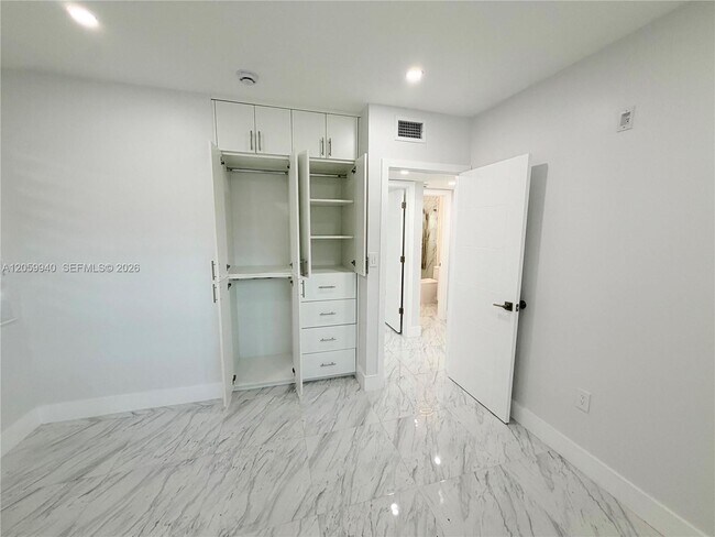 Building Photo - 3392 NW 50th St