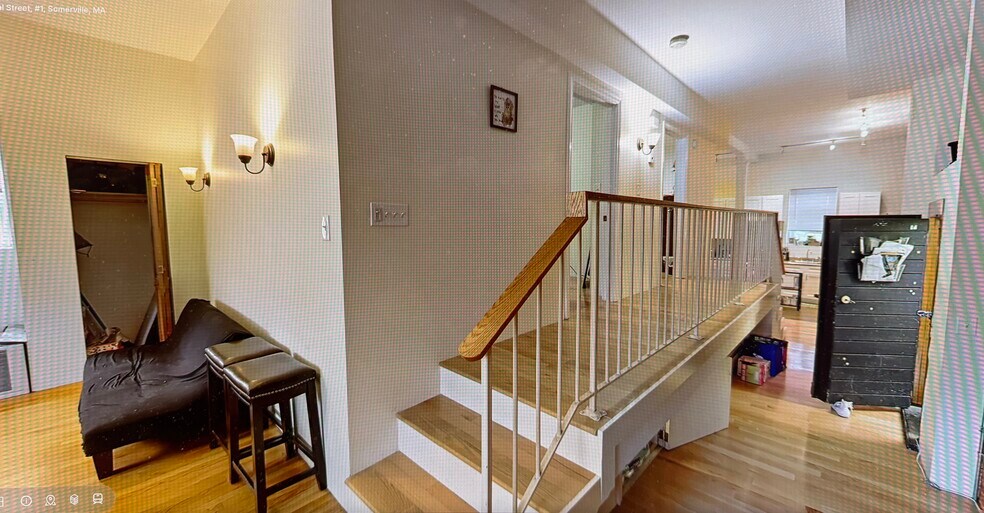 Building Photo - 106 Central St