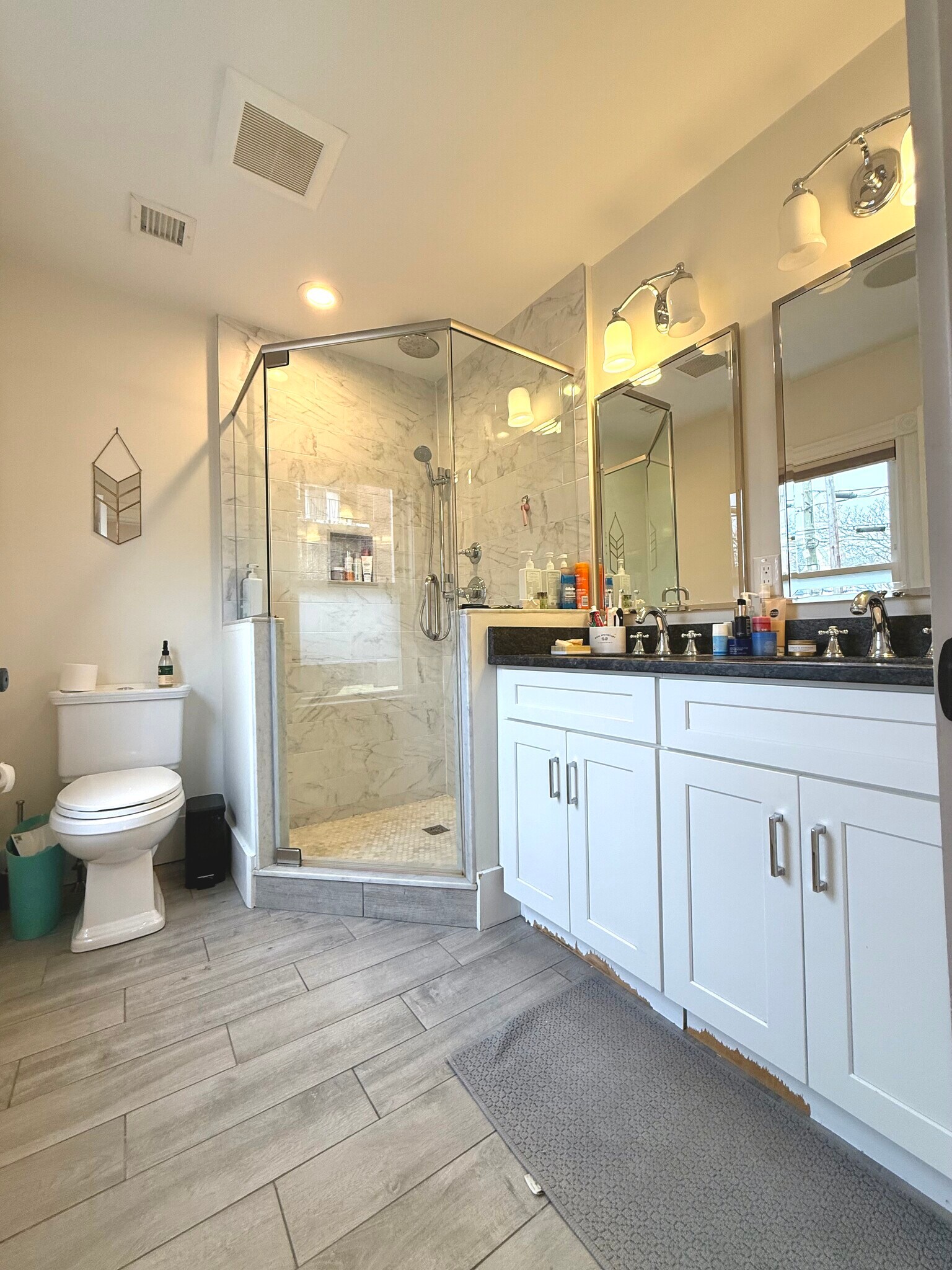 Building Photo - 52 Brastow Ave