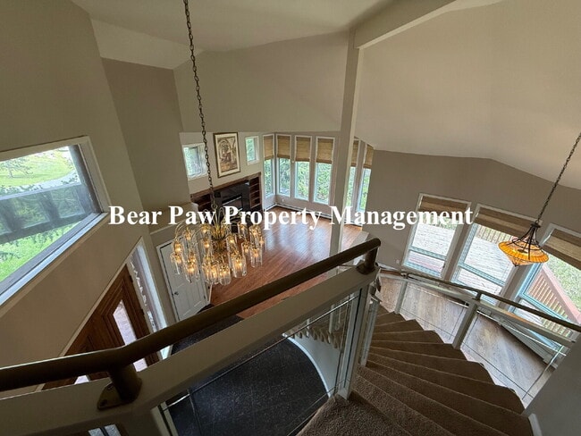 Building Photo - Beautiful Home in Riva Chase!