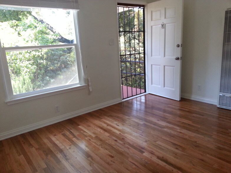 Building Photo - 1331 Verdugo Blvd