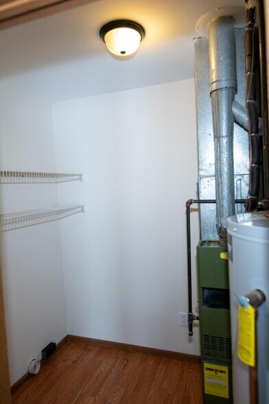 Building Photo - 116 Pierre Pl