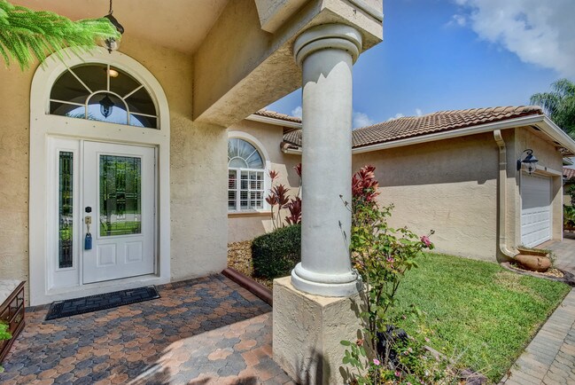 Building Photo - 1501 Stonehaven Estates Dr