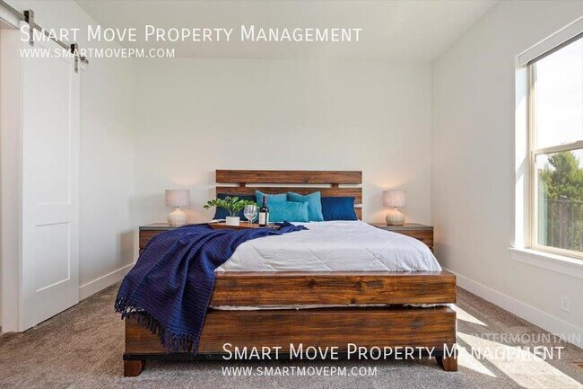 Building Photo - 6606 N Spindrift Way