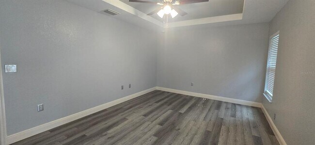 Building Photo - 32 Pine Ct Loop