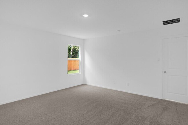 Building Photo - 1025 MacNab Dr