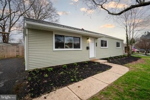 Building Photo - 103 Durso Dr
