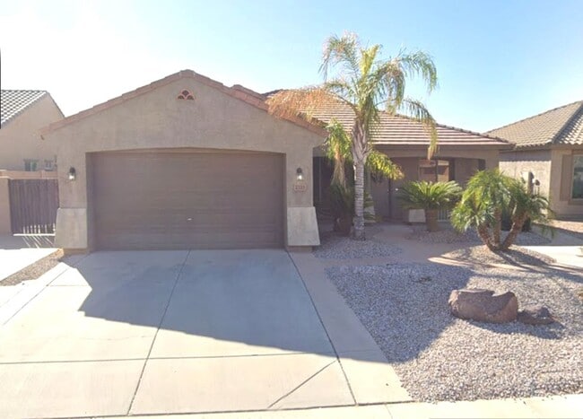 Building Photo - San Tan Heights