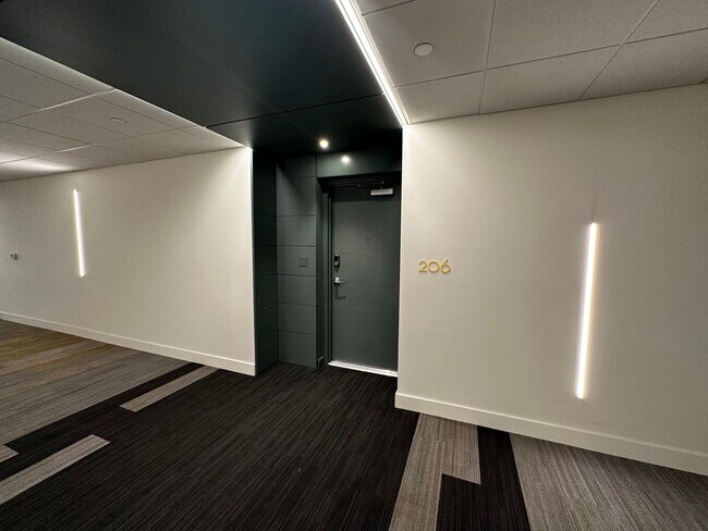 Building Photo - Contour on Campbell 1 bed 1.5 bath condo