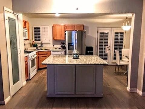 Building Photo - 12032 Meadow Gate Dr