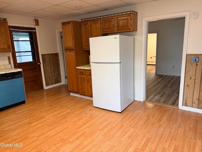 Building Photo - 8 First Street Unit 2