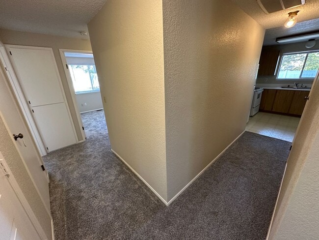 Building Photo - 813 Haskell Ct