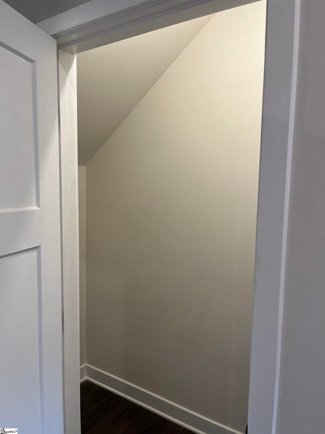 Building Photo - 505 Preakness Run