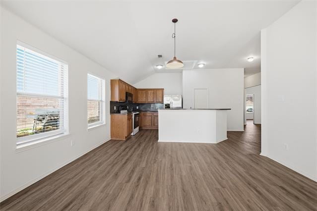 Building Photo - 518 Niagara Falls Dr