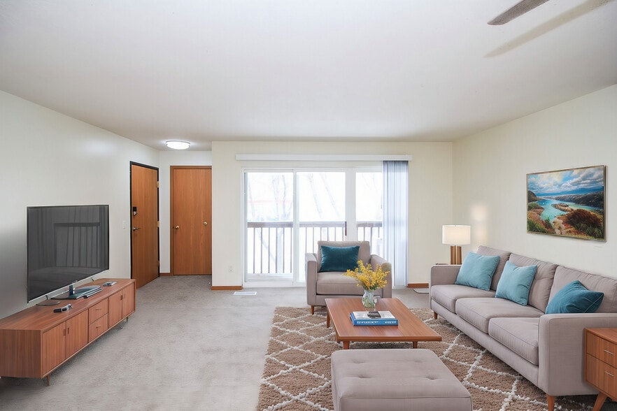 Building Photo - West Briar