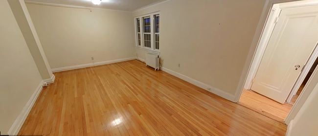 Building Photo - 1450 Beacon St