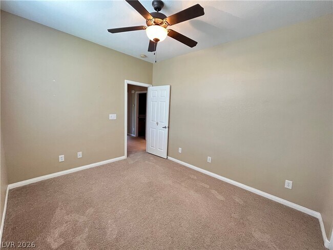 Building Photo - 5547 Fairmeade Way
