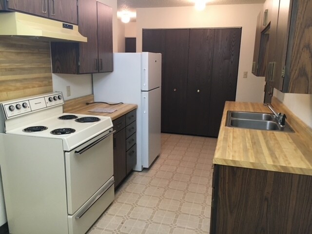 Building Photo - 106 Co Rd 5