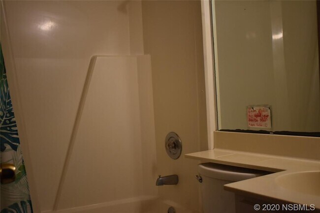 Building Photo - 4502 Saxon Dr