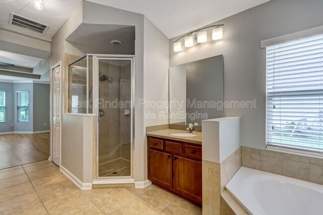 Building Photo - 412 Chattan Way
