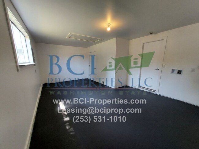 Building Photo - 8811 Forest Ave SW