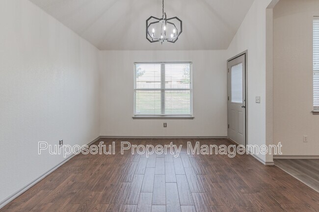 Building Photo - 16416 Oconee Creek Dr