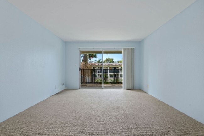 Building Photo - Total Quality Living! El Escorial Villas at East Beach~