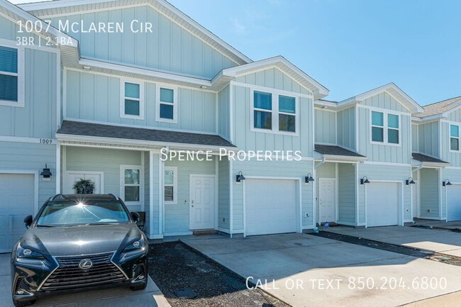 Building Photo - 1007 McLaren Cir