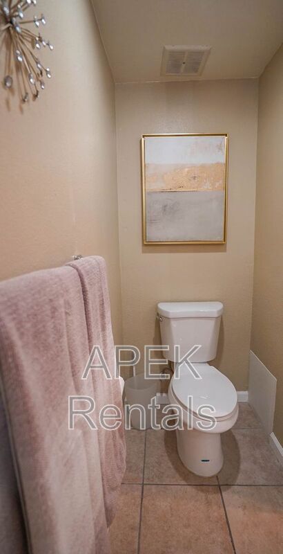 Building Photo - 68368 Calle Leon