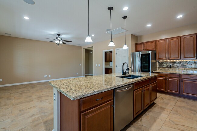 Building Photo - 28315 N Welton Pl