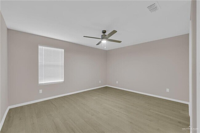 Building Photo - 14 N 23rd St