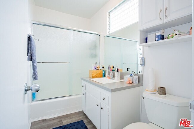 Building Photo - 1449 Butler Ave