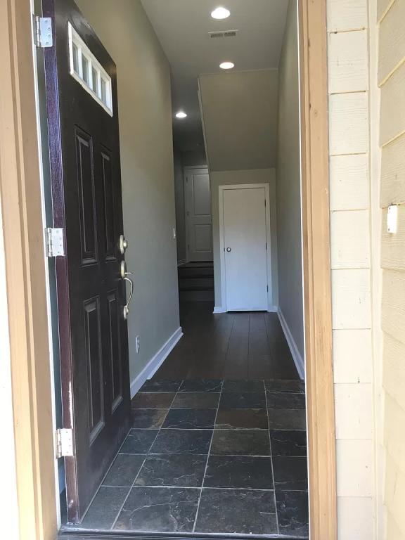 Building Photo - 475 SE 35th St