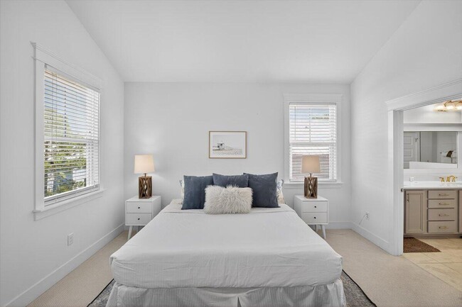 Building Photo - 28 Emerald Beach Cir