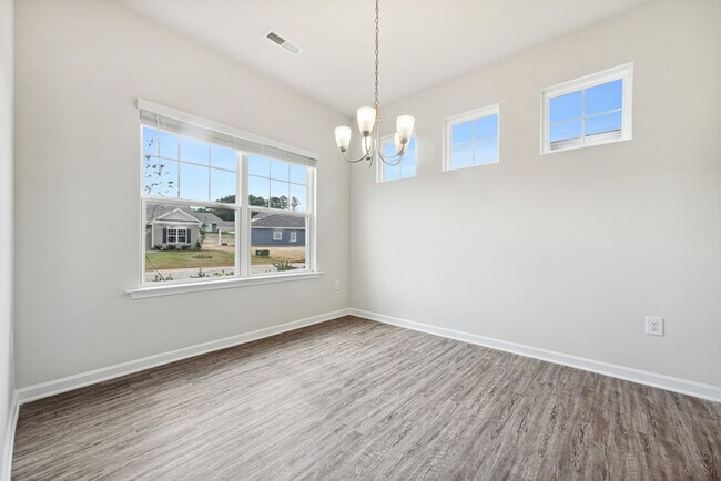 Building Photo - 131 Altair Ln