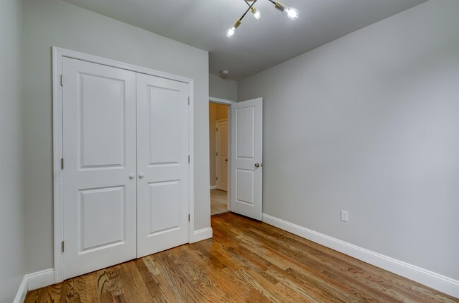 Building Photo - 333 Princeton Ave