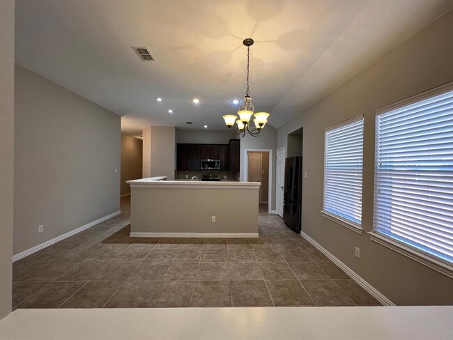 Building Photo - 922 Fulbourne Dr