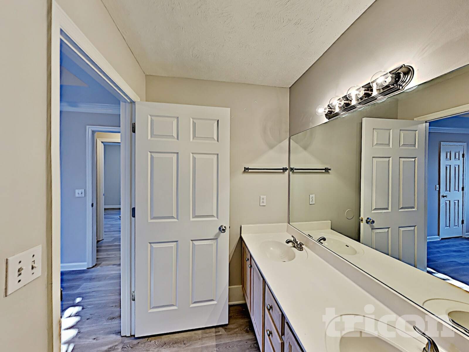 Building Photo - 2805 Blackwood Dr