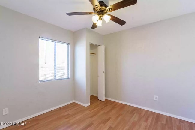 Primary Photo - 232 E Pennsylvania Dr