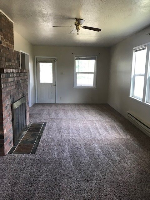 Building Photo - 3 Bdrm, 1 Bath Plus Bonus Room! Heart of Yelm! Fully Fenced Yard!