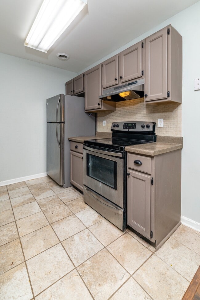 Building Photo - 928 Chip Cove Ln